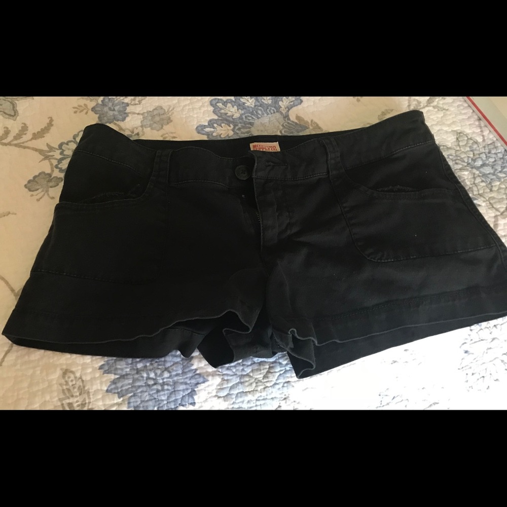Black short